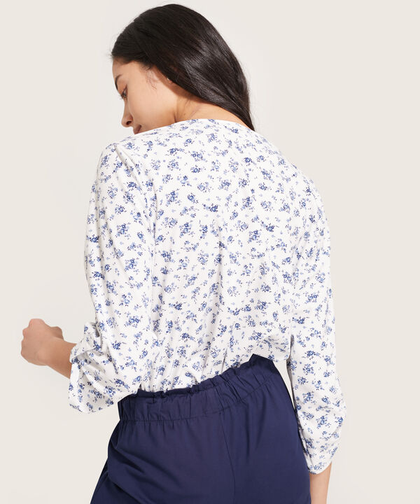 Blusa Estampada con Escote en V