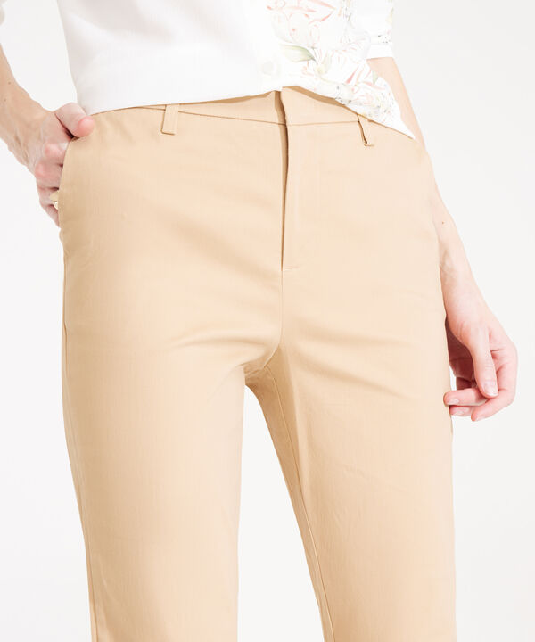 Pantalón Capri Unicolor