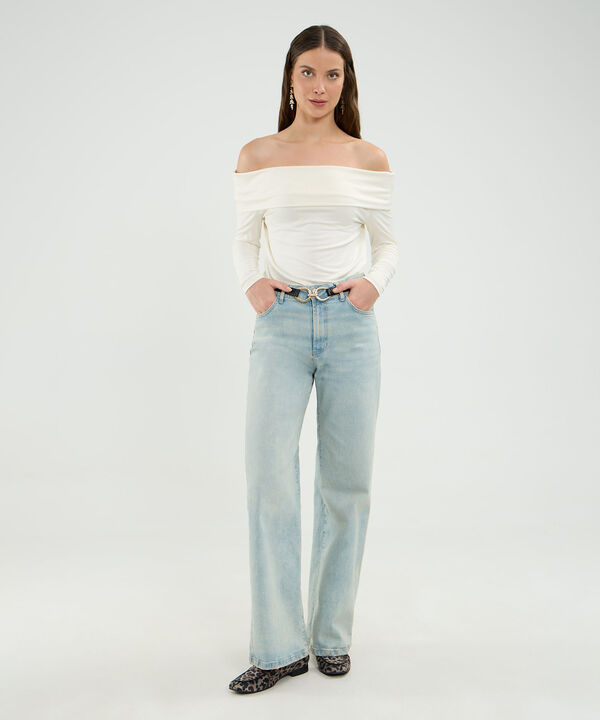 Camiseta Ajustada Cuello Bandeja Para Mujer image number null