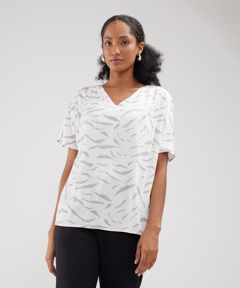 Blusa Con Pliegues En Hombro