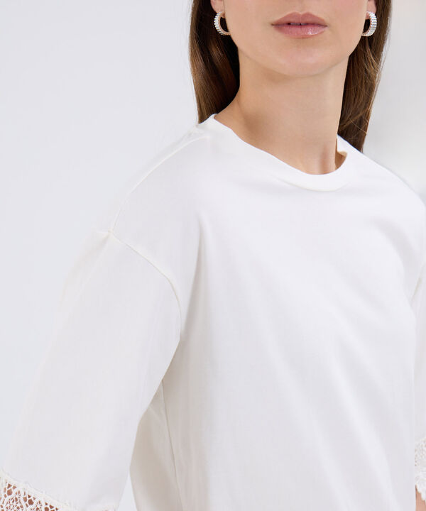 Camiseta Con Detalle image number null