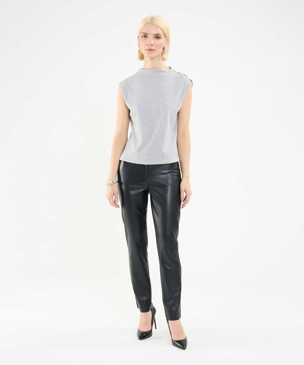 Camiseta con Botones image number null