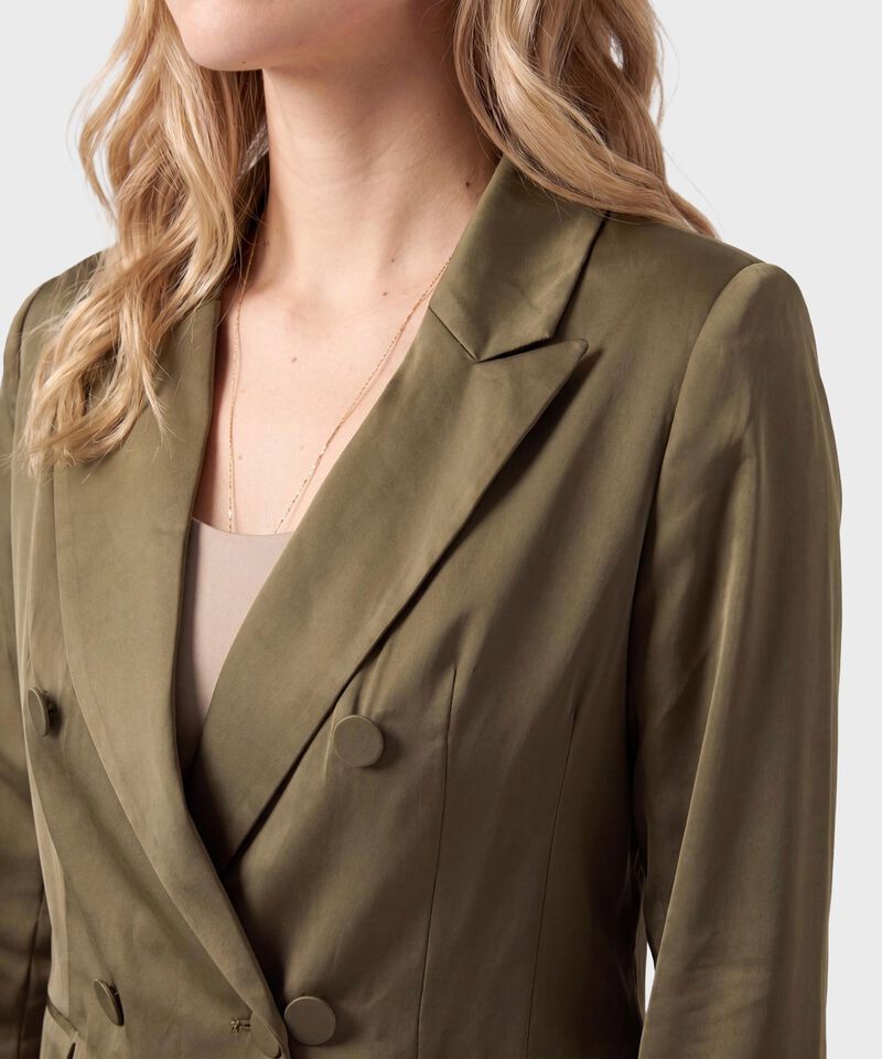 Blazer Cruzado Con Solapa Cl&aacute;sica