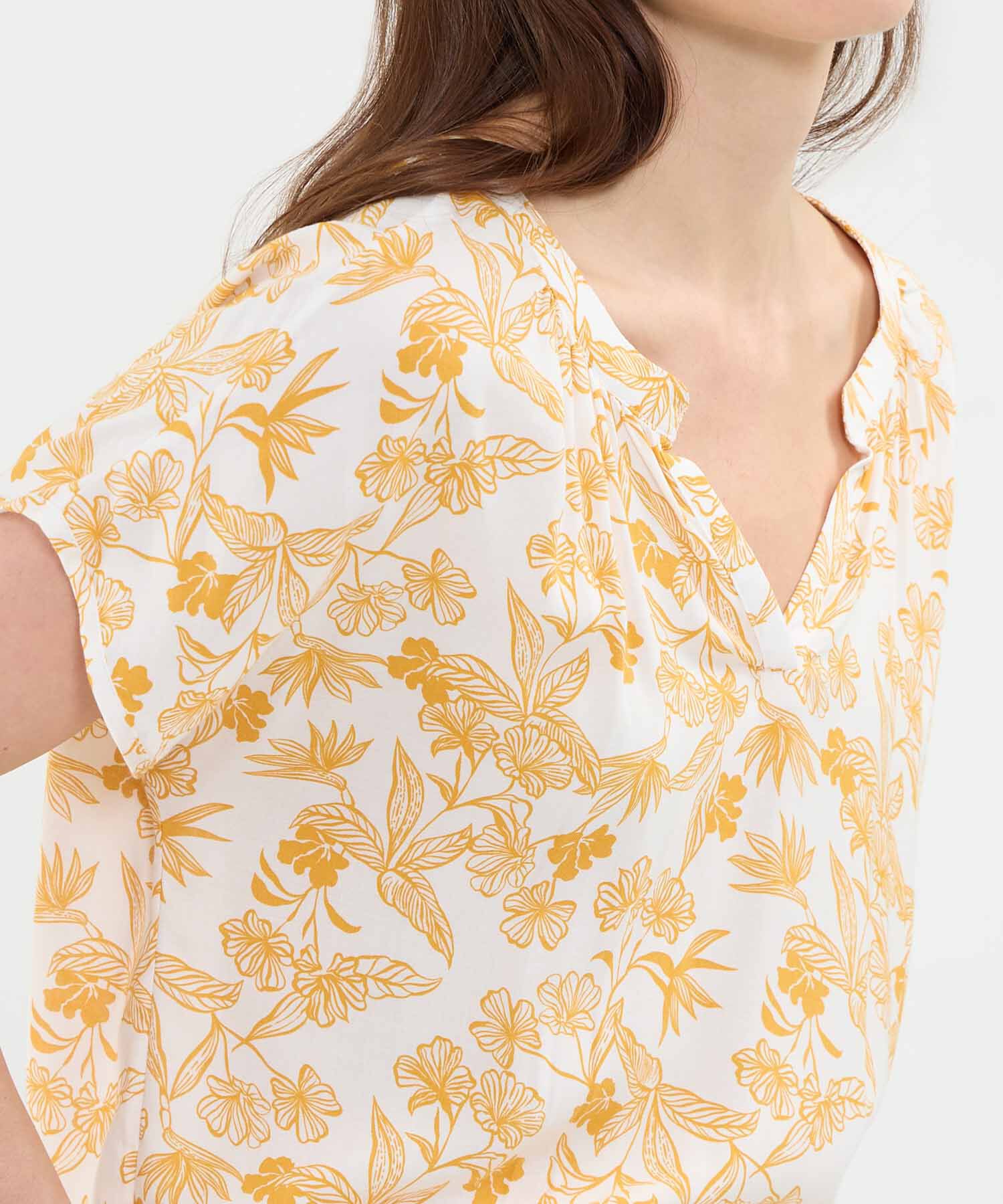 Blusa Escotada Estampado Botánico