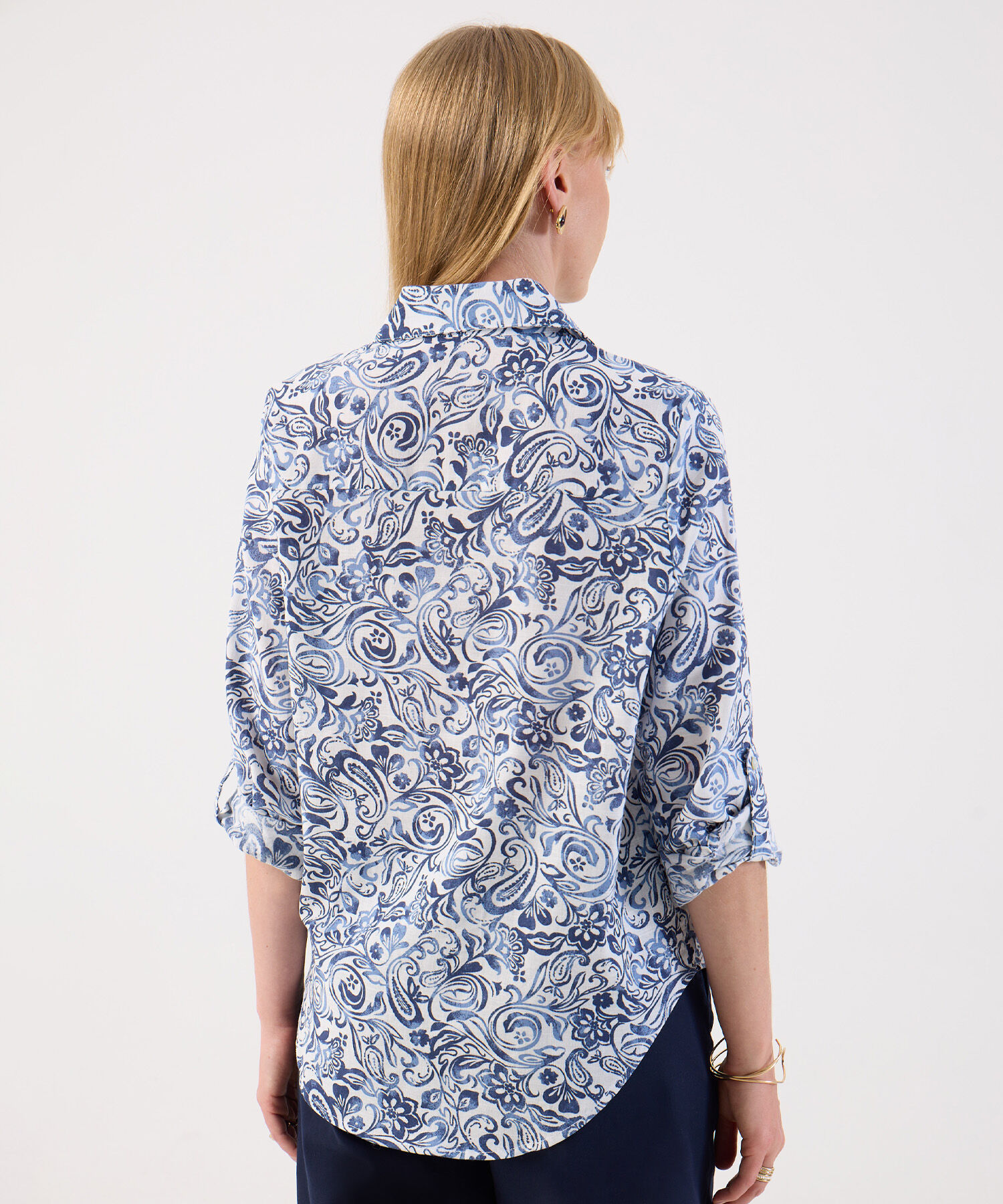 Camisa Estampado Paisley Azul y Blanco