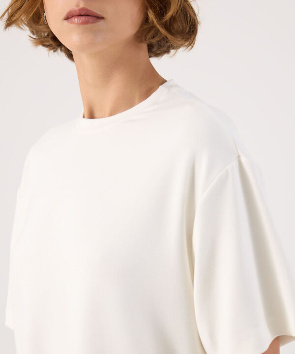 Camiseta oversize  image number null