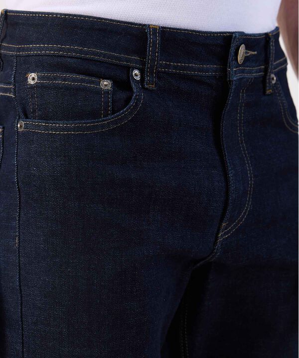 Jean de Lavado Oscuro y Corte Recto Para Hombre image number null