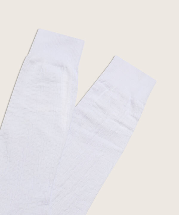 Medias Blancas Con Textura image number null