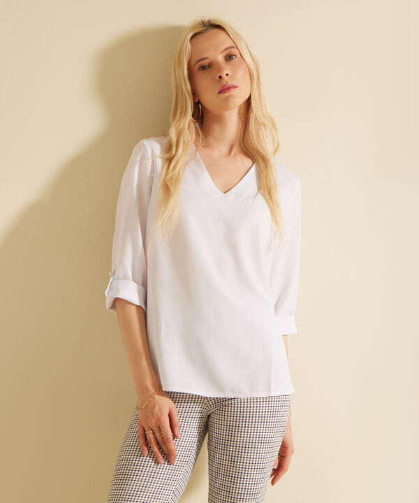 Blusa Manga 3/4 Con Charretera Unicolor image number null