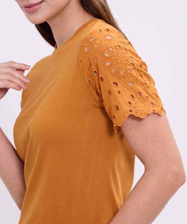 Camiseta manga corta para mujer image number null