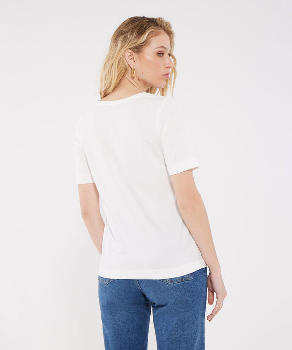 Camiseta Manga Corta Con Bordado Y Screen En Frente