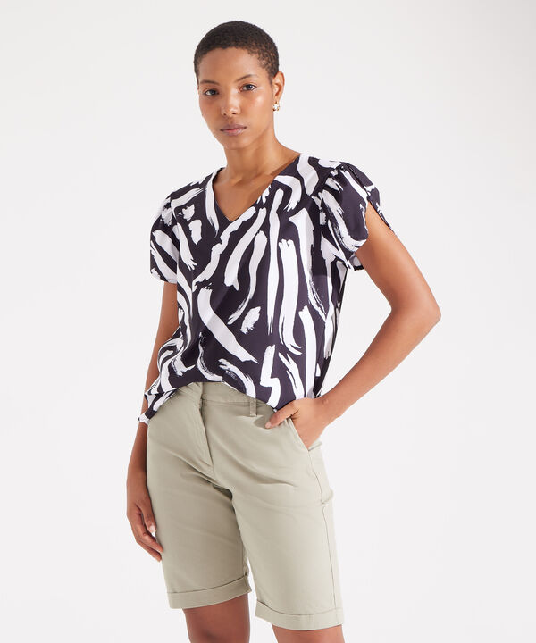 Blusa Estampada con Escote en V image number null