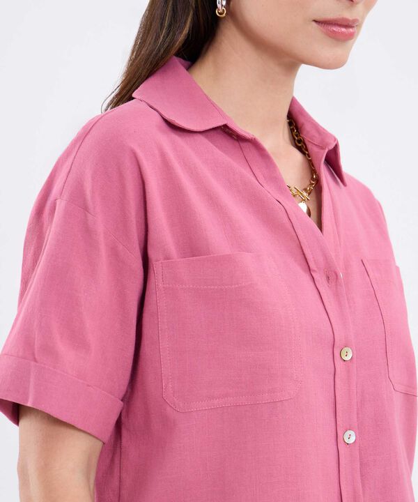 Camisa Unicolor Con Bolsillos En Frente image number null