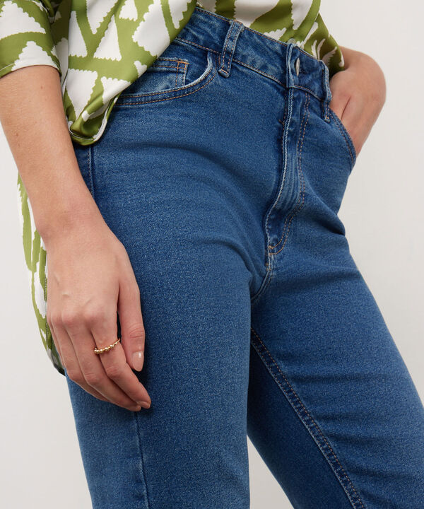 Jean Jean Straight Tono Medio image number null