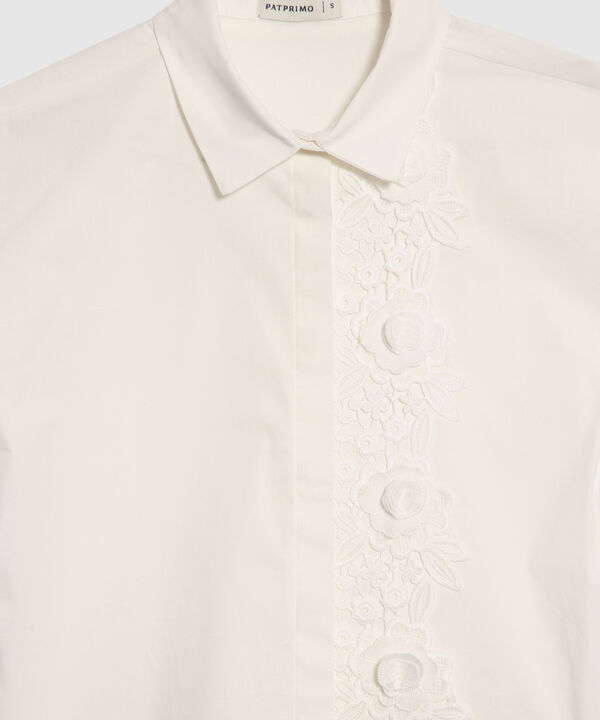 Camisa con Aplique Bordado image number null