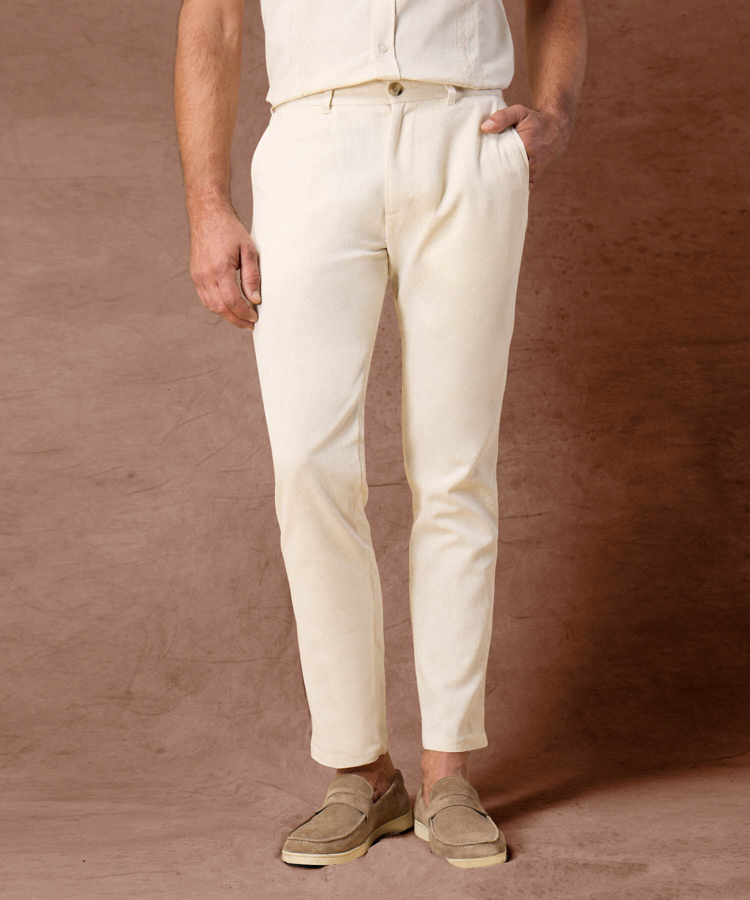 Pantal&oacute;n Chino de Hombre Corte Slim Fit Moderno