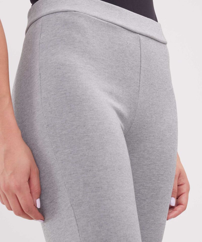 Leggins Unicolor Con Botones Decorativos