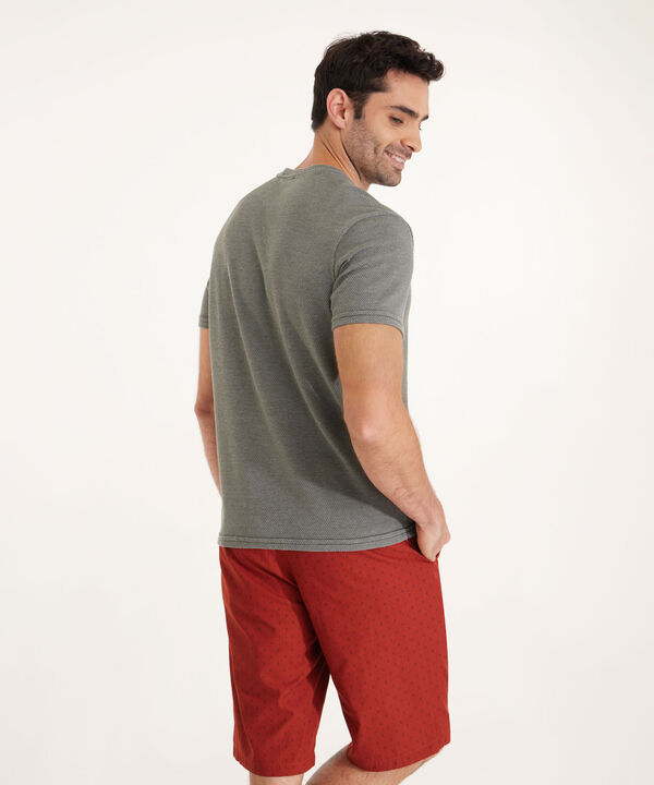 Camiseta Cuello Redondo  Bolsillo Ribete
