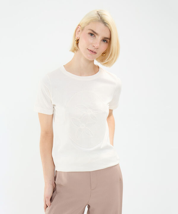 Camiseta Bordado Floral image number null