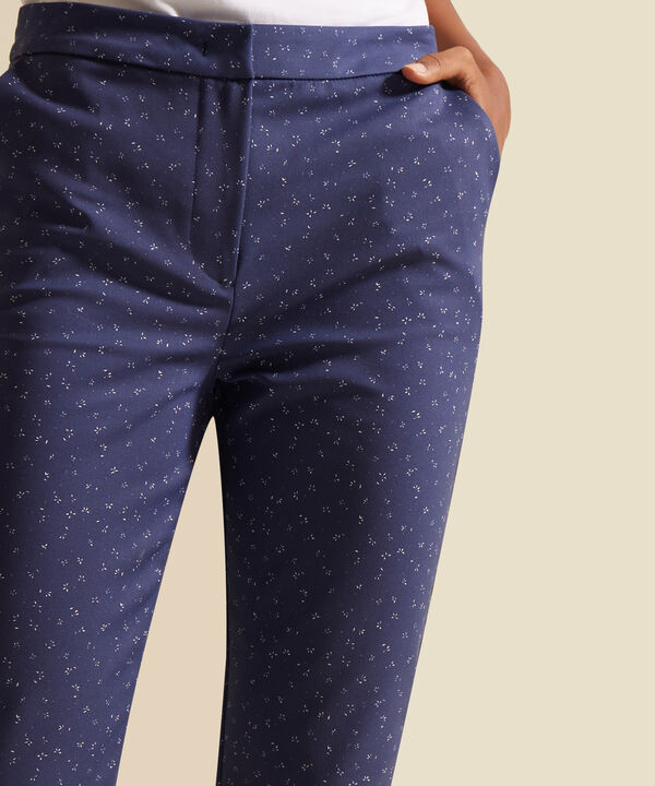 Pantalón Clásico Estampado image number null