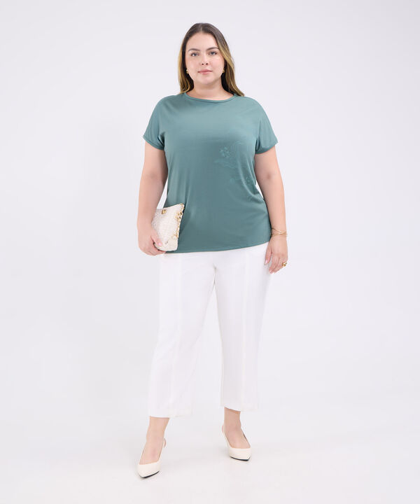 Camiseta con Bordado Botánico image number null