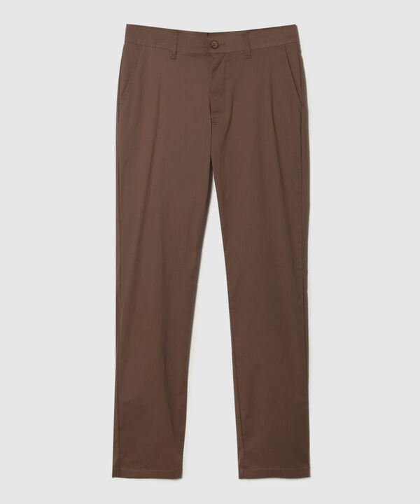 Pantalón Chino Unicolor Con Silueta Slim Fit