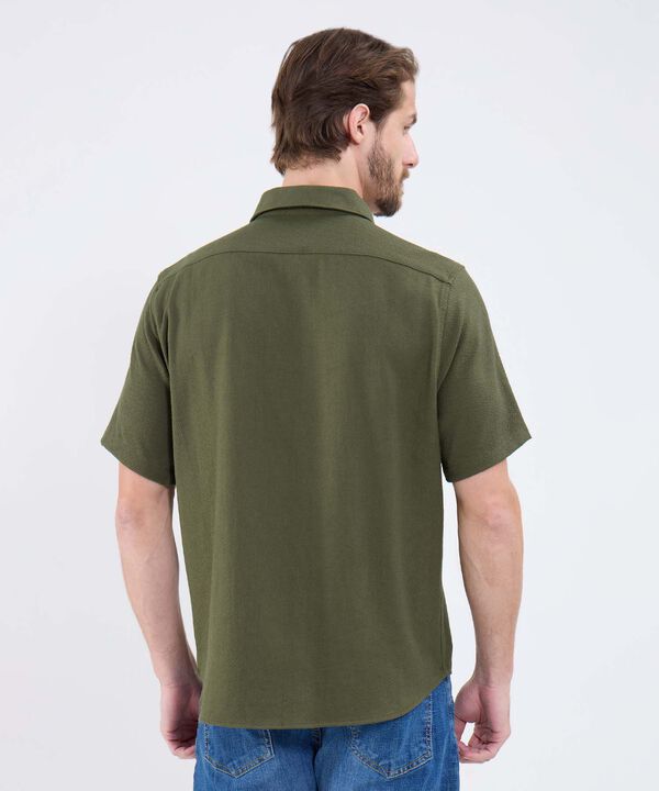 Camisa Unicolor Con Bolsillo
