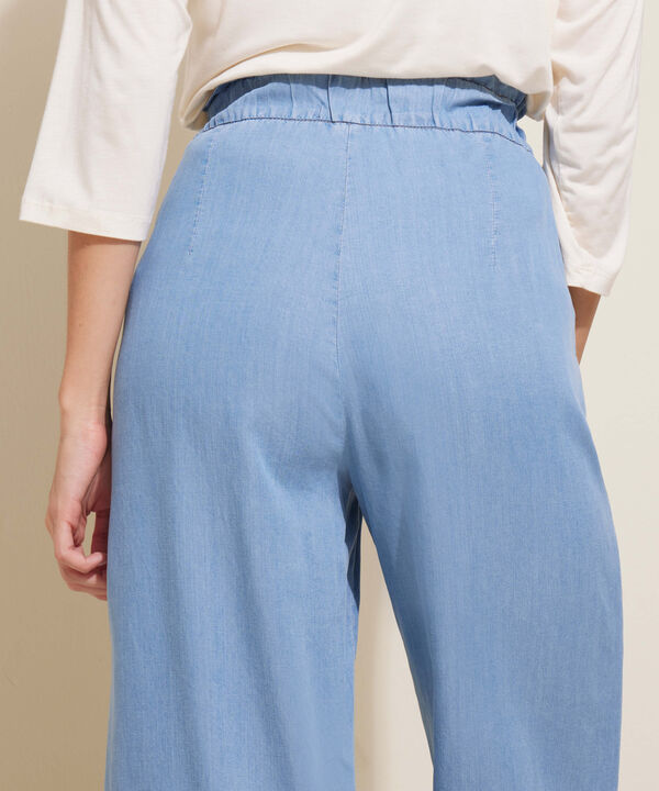 Pantalón Silueta Paperbag Fluido Tono Medio