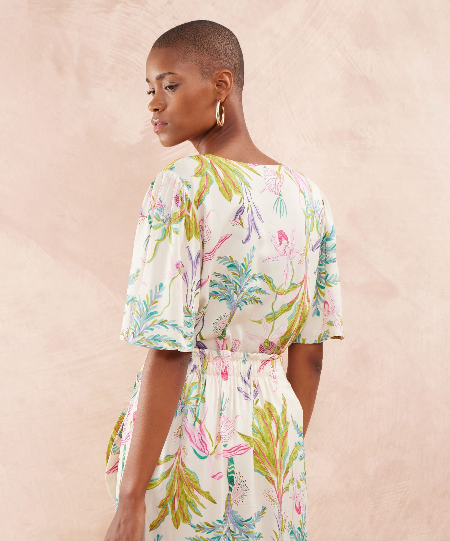 Blusa Manga Corta Escote V Estampada