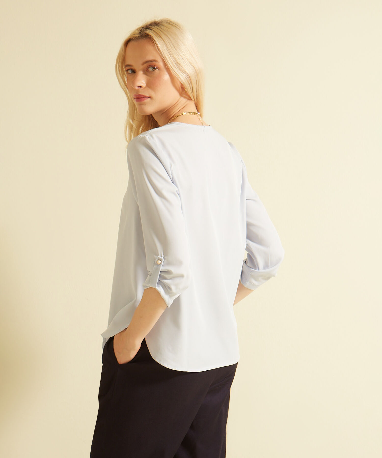 Blusa Manga 3/4 Con Charretera Unicolor