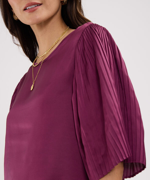 Blusa Unicolor Con Mangas Plisadas