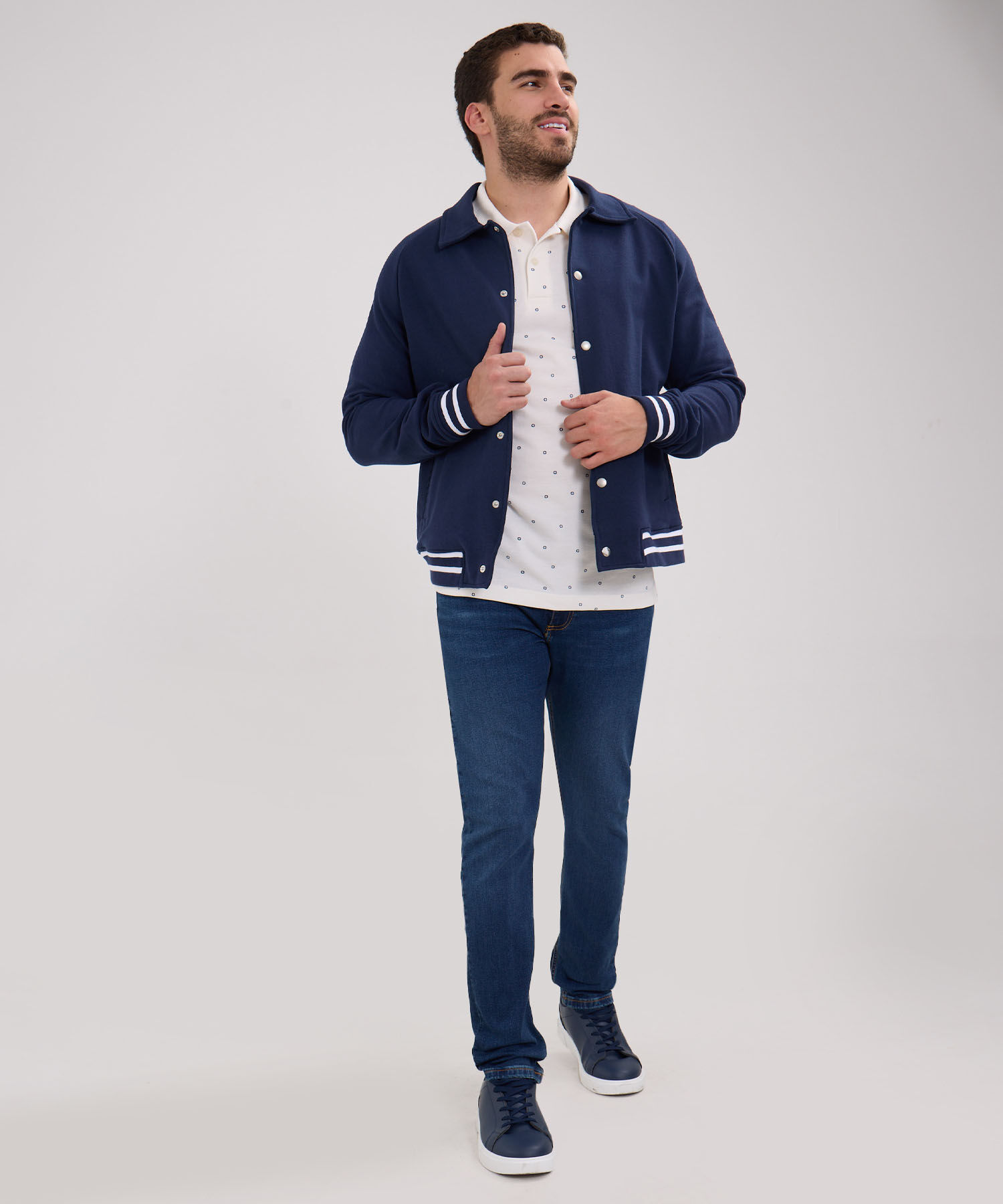 Polo Estampada Cuello Y Puños Tejidos Con Bolsillo