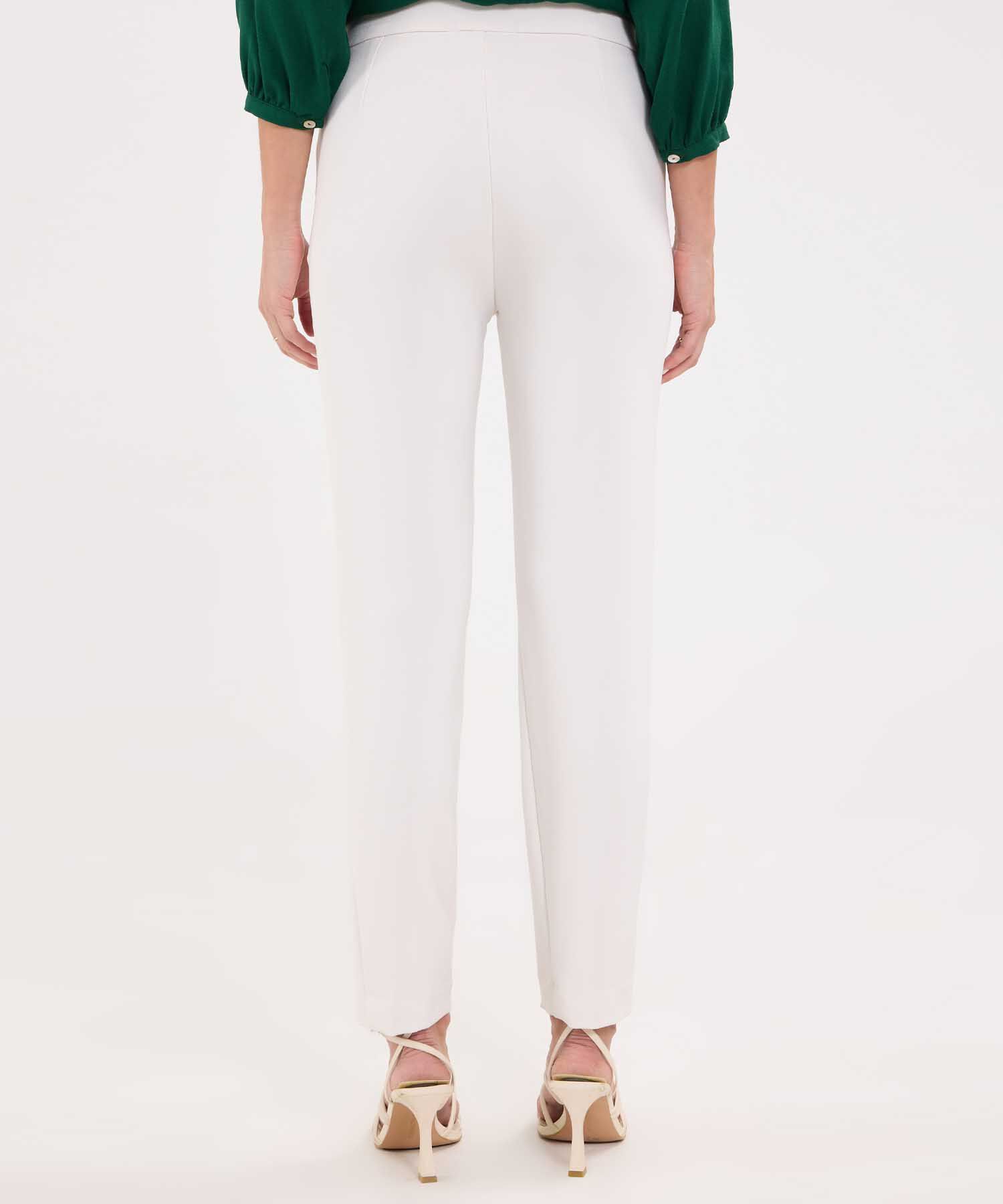 Pantalón Casual con Bolsillos