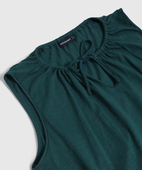 Camiseta Unicolor Con Cuello Ajustable  image number null