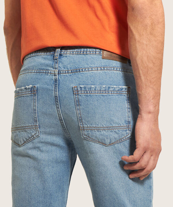 Jean Regular Tono Azul Claro