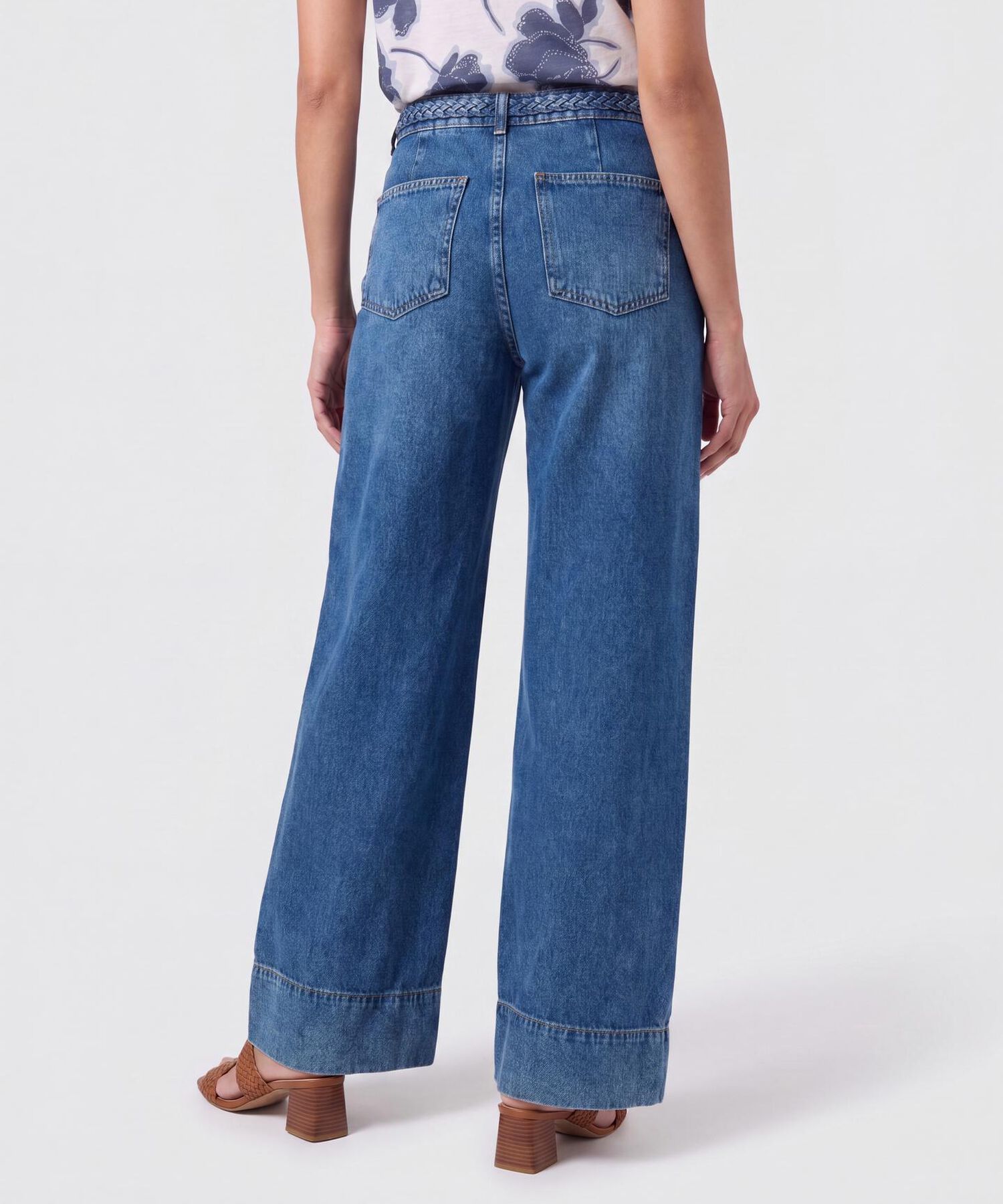 Jeans Bota Ancha Con Trenzado Para Mujer
