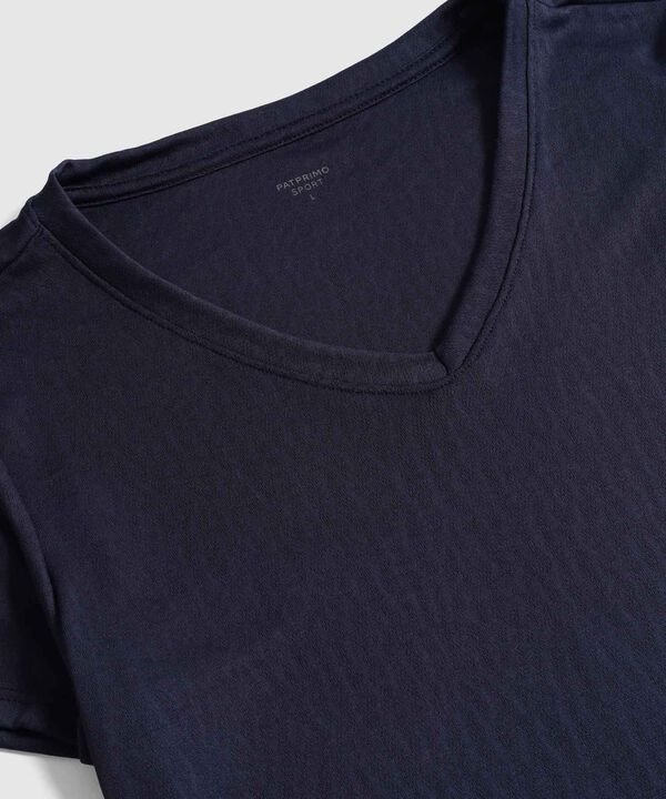 Camiseta Unicolor Texturizada image number null