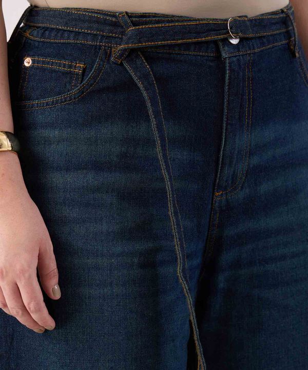 Jean Wide Leg con Cintur&oacute;n de Tela para Mujer Curvy image number null