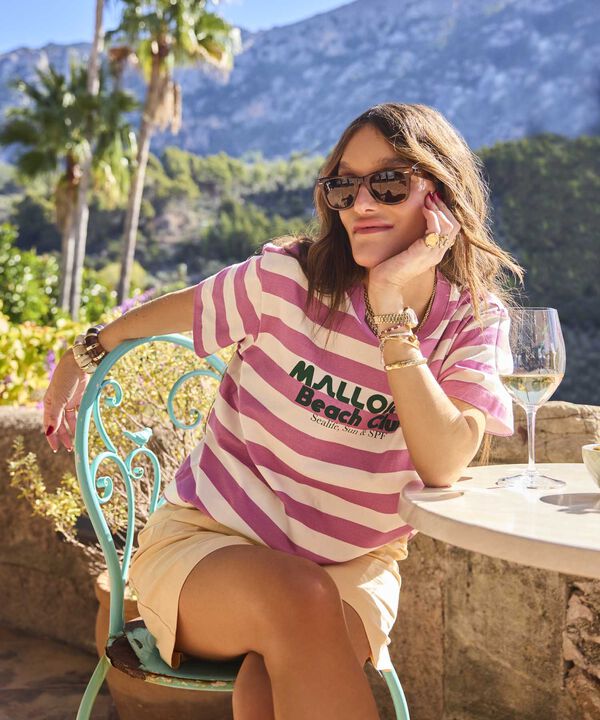 Camiseta Cuello Redondo De Hombro Ca&iacute;do Mujer image number null