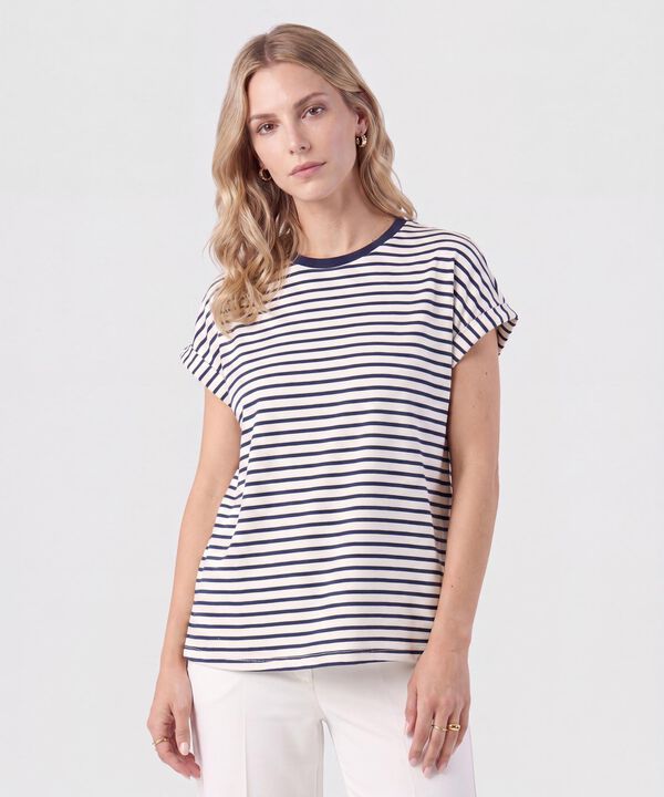 Camiseta Con Mangas Dobladas Para Mujer image number null