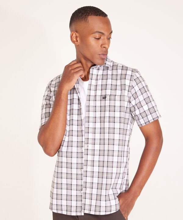 Camisa Preteñida Manga Corta Con Bolsillo Y Silueta Slim Fit, Sunset Dust Línea Moda