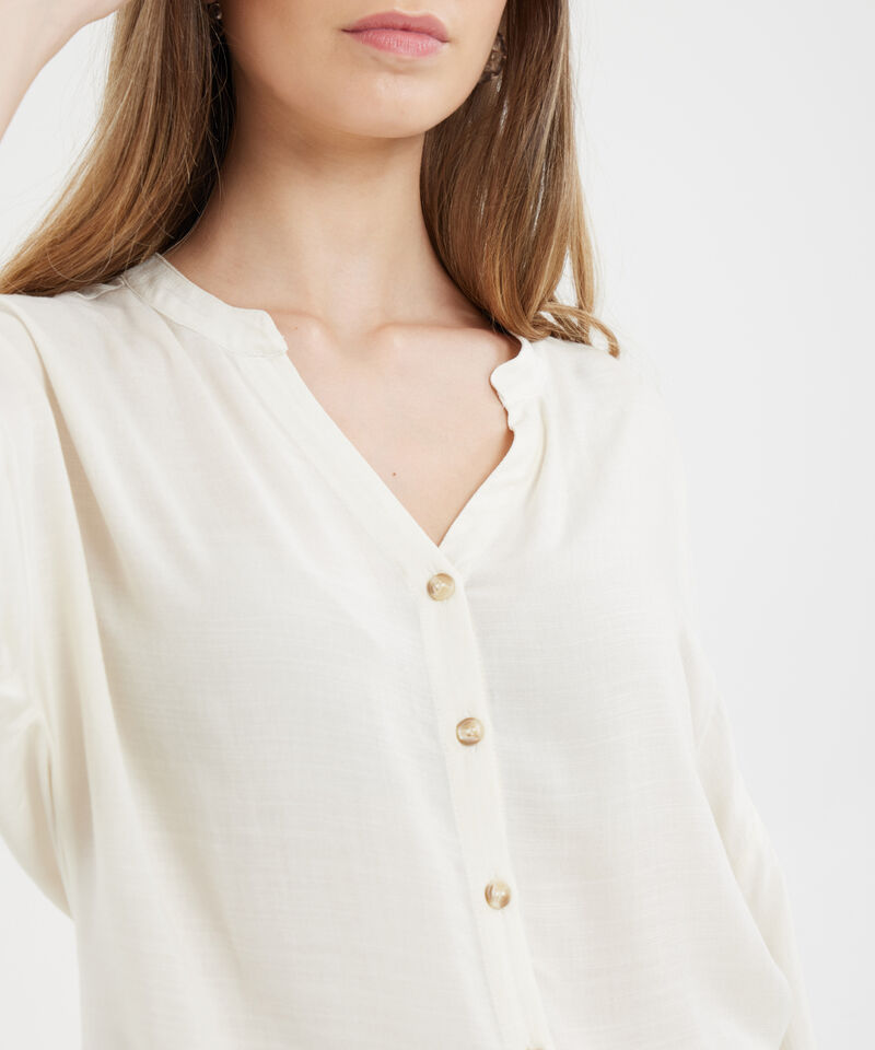 Camisa Unicolor Cuello Nerú Escote V