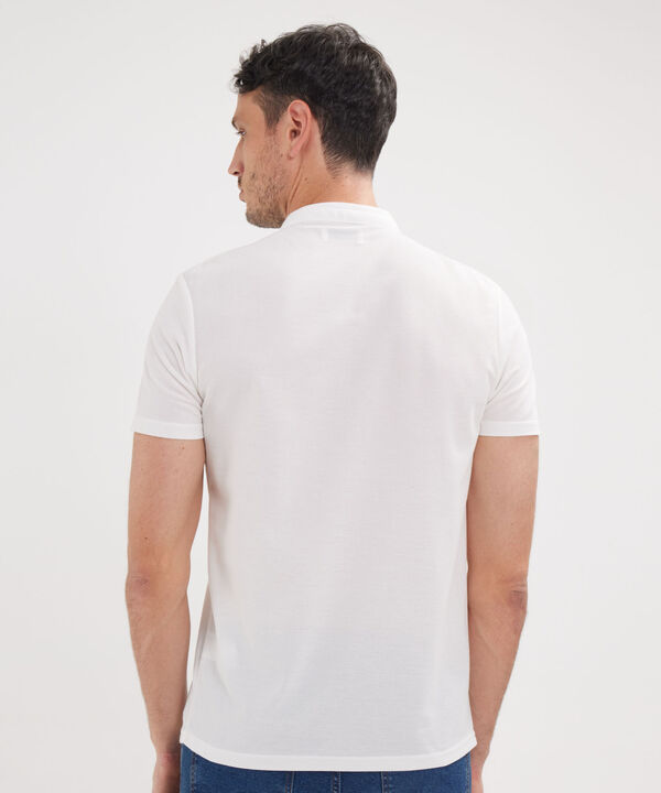 Polo Mao Unicolor Con Pestaña Unicolor  Sin Bolsillo Silueta Slim Fit