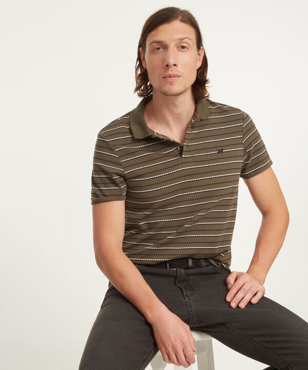 Polo , Cuello Tejido Con Silueta Slim Fit, Safari Soft image number null