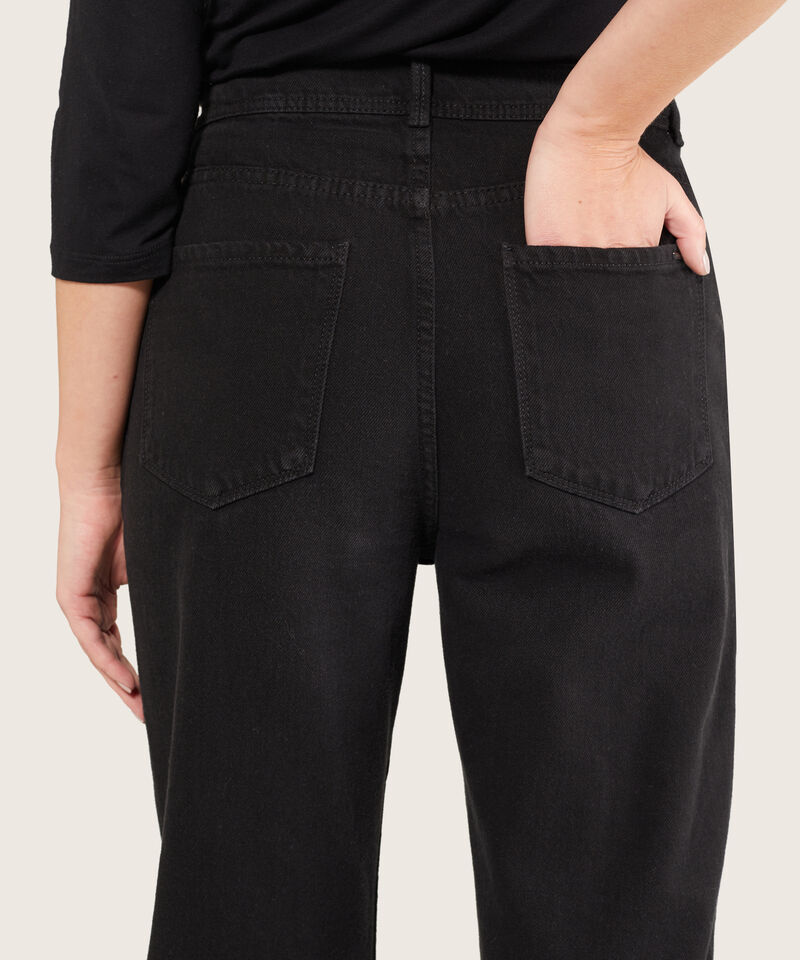 Jean Tipo Straight R&iacute;gido