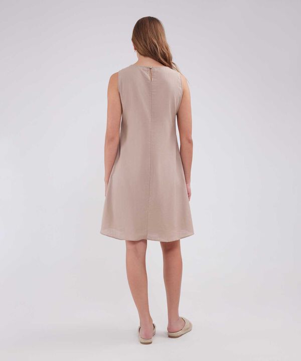 Vestido Corto Con Manga Sisa