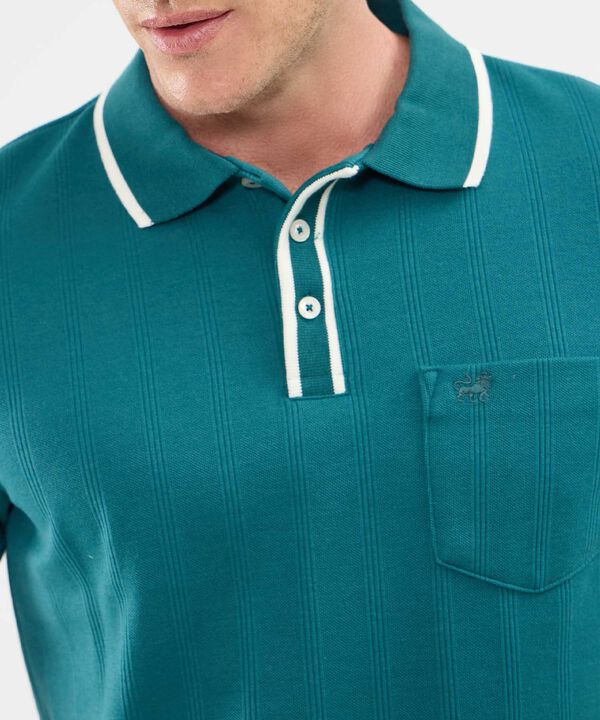 Polo Unicolor, Cuello, Puños Y Pechera Tejida image number null
