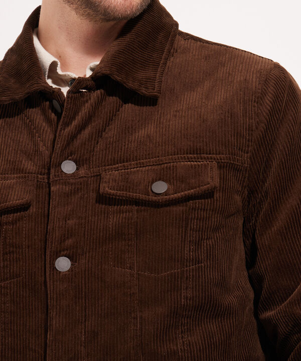 Chaqueta Truker Tejido De Pana Y Acolchado Interno
