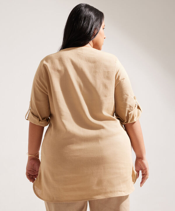 Blusa Manga &frac34; con Cuello Neru