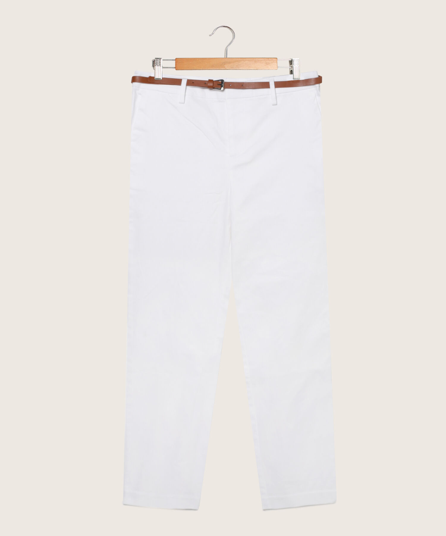 Pantalón Chino Unicolor Con Cinturón
